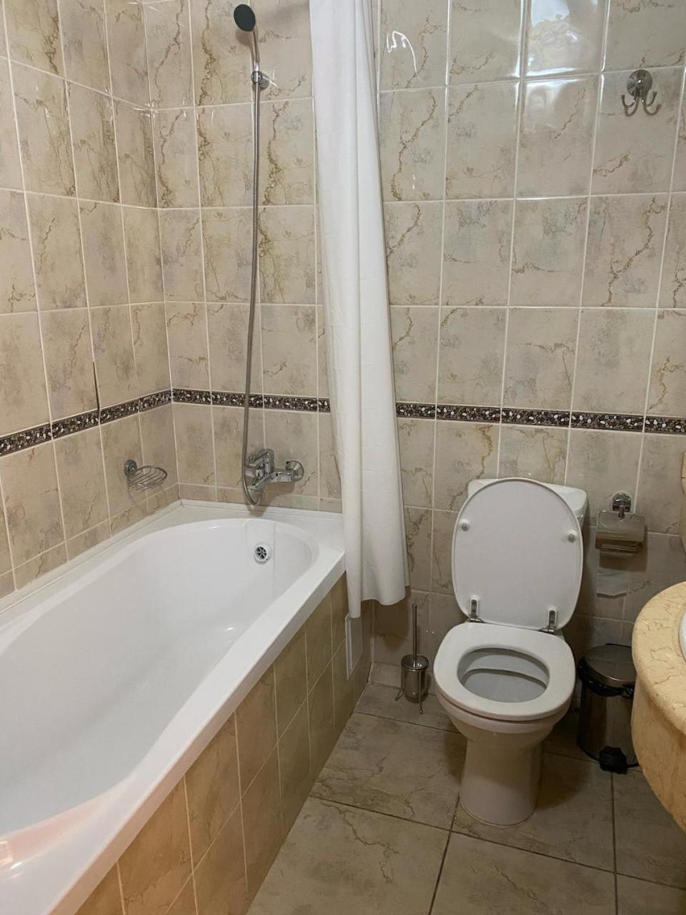 Sky Luxe Hotel Astana Dış mekan fotoğraf