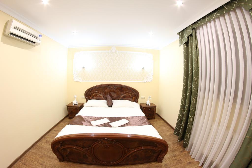 Sky Luxe Hotel Astana Oda fotoğraf